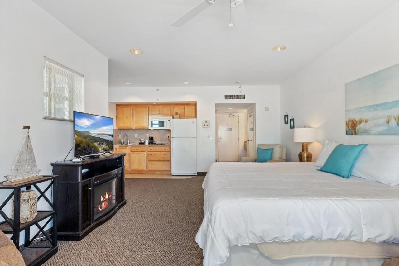 Hotel House & Pismo Beach