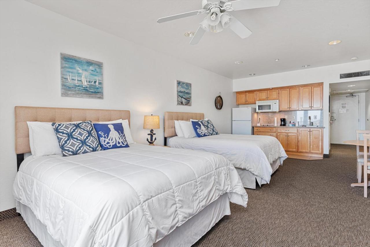 House & 3* Pismo Beach