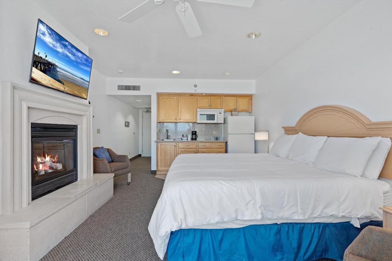 Beach House & Hotel 3*